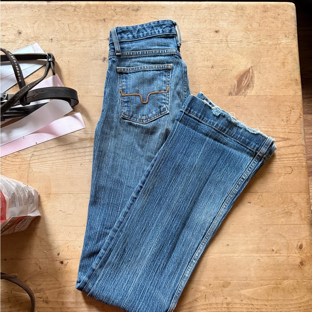 Jennifer Kimes Jean 2/36